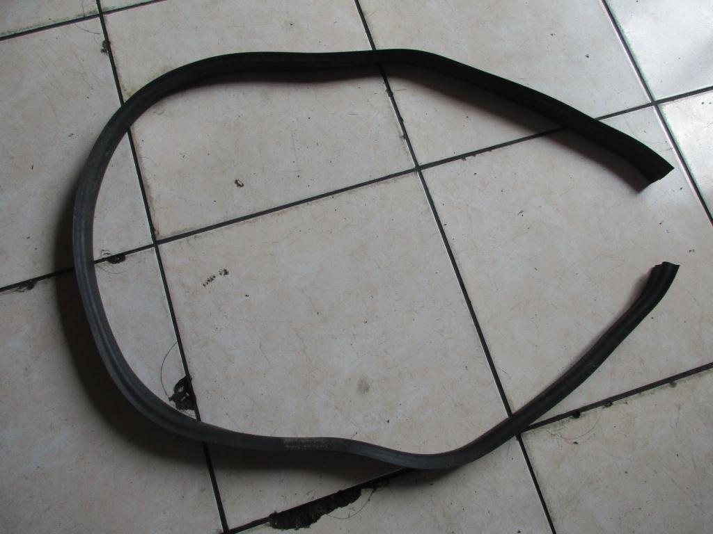 Уплотнитель моторного отсека MERCEDES-BENZ E-класс W211/S211 рестайлинг (2006—2009)