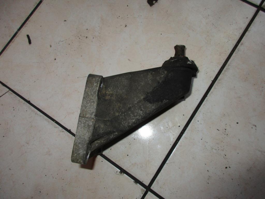 Лапа левая MERCEDES-BENZ E-класс W210/S210 (1995—1999)