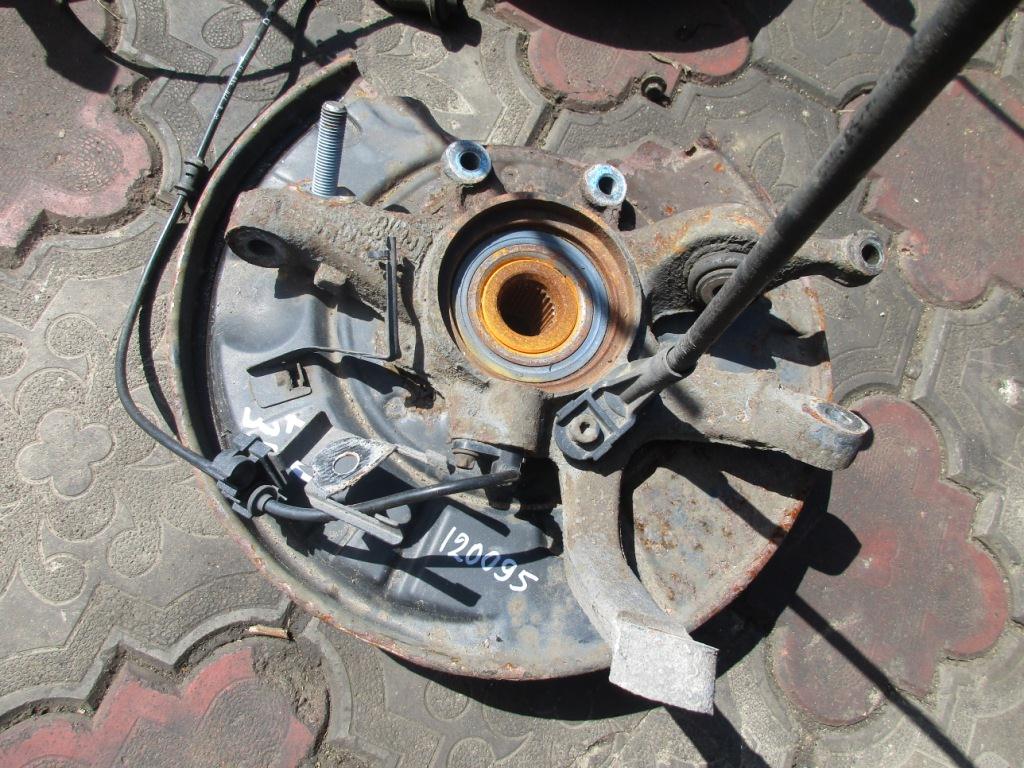 Кулак подвески задний правый MERCEDES-BENZ S-класс W220 (1998—2005)