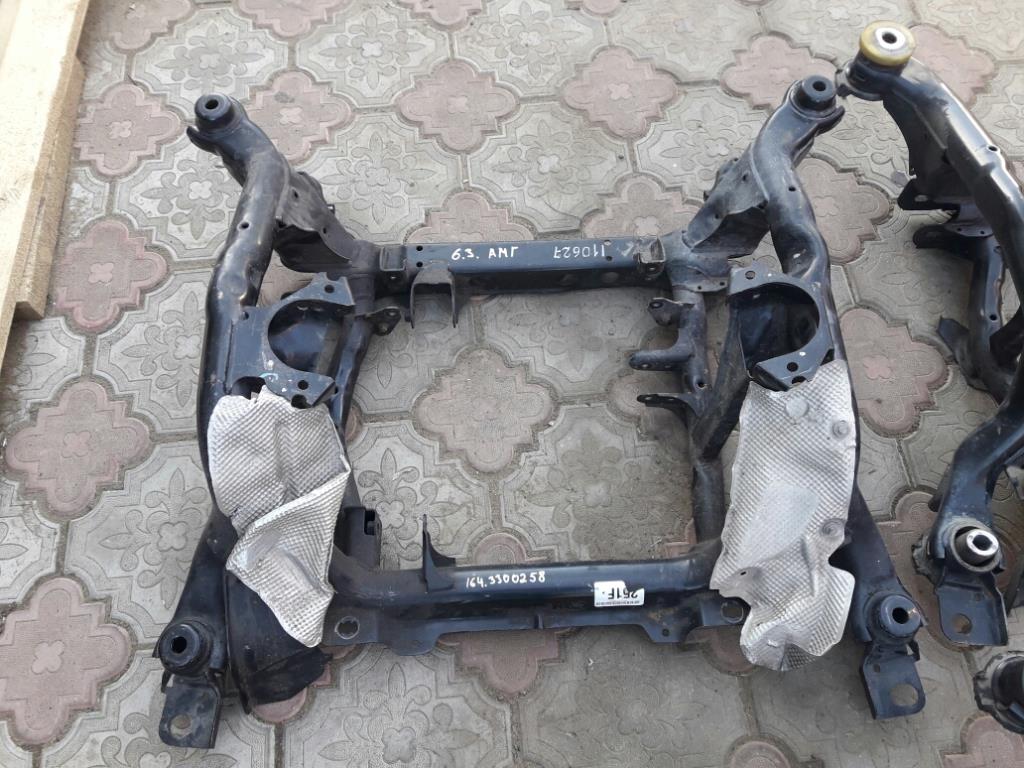 Подрамник передний MERCEDES-BENZ M-класс W164 (2005—2008)