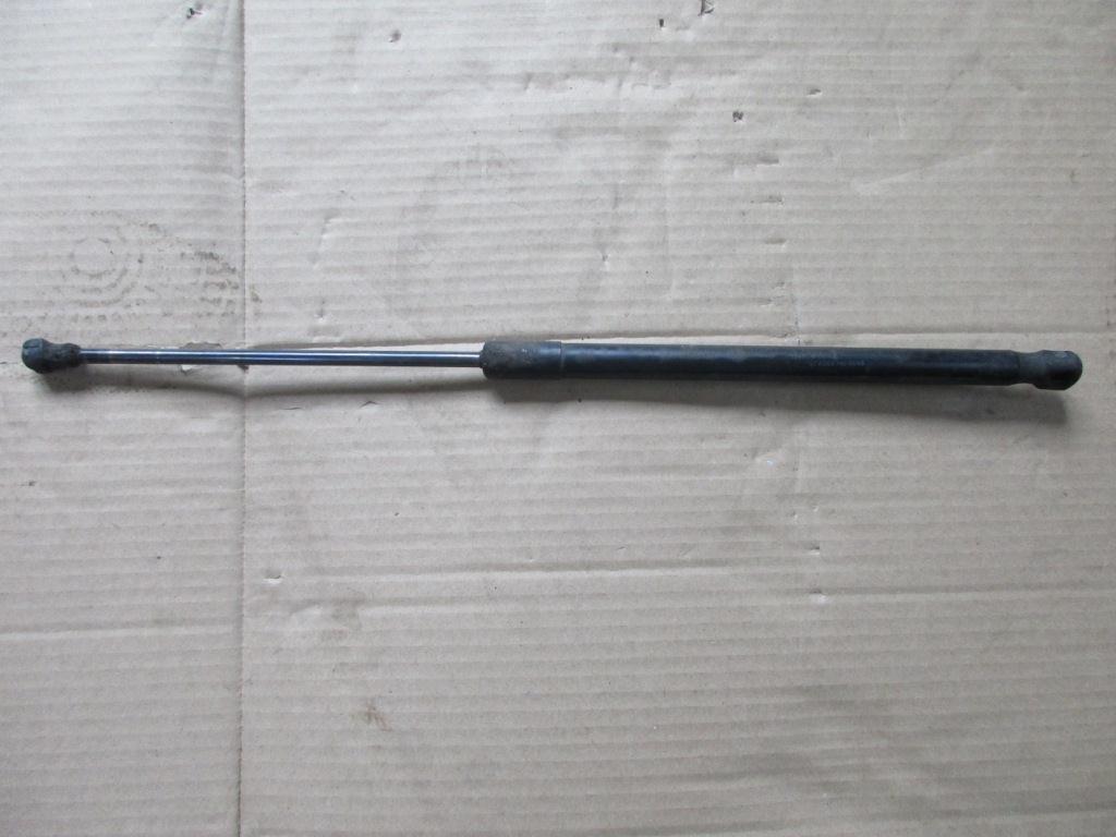 Амортизатор крышки багажника MERCEDES-BENZ C-класс W203/S203/CL203 рестайлинг (2004—2008)