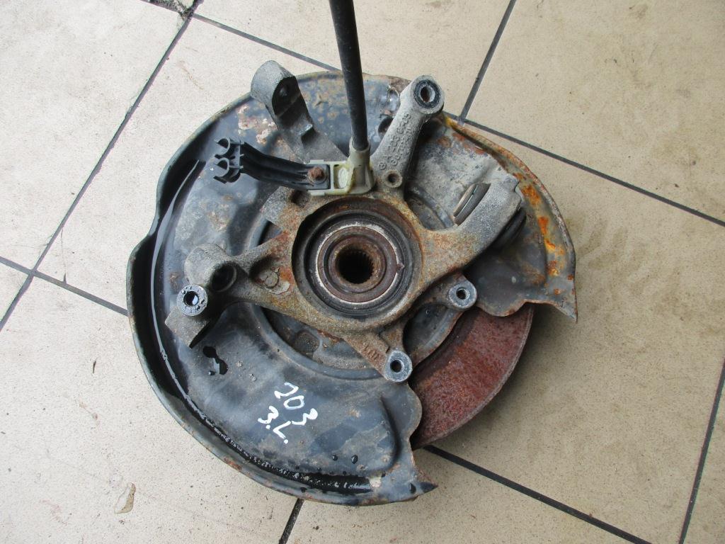 Кулак подвески задний левый MERCEDES-BENZ C-класс W203/S203/CL203 (2000—2004)