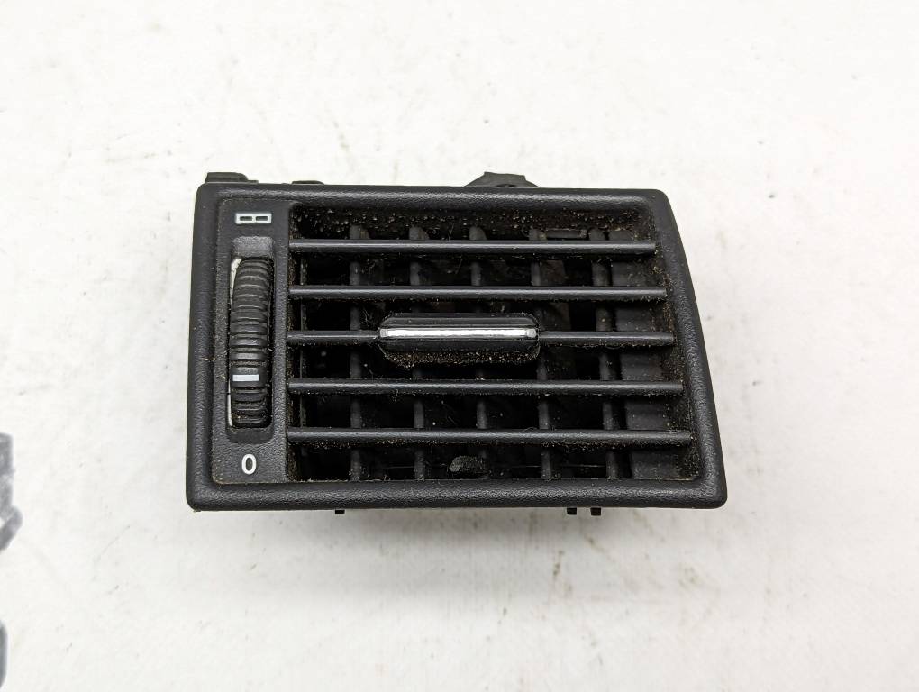 Воздуховод MERCEDES-BENZ C-класс W202/S202 (1993—1997)