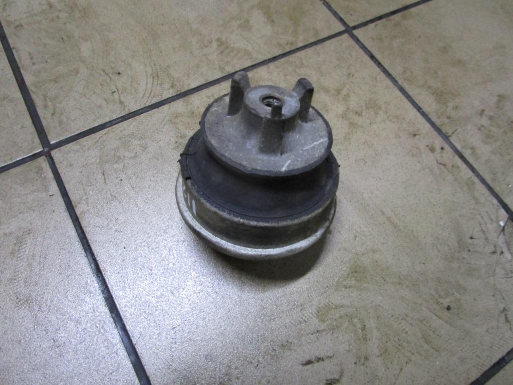 Опора двигателя MERCEDES-BENZ E-класс W210/S210 (1995—1999)