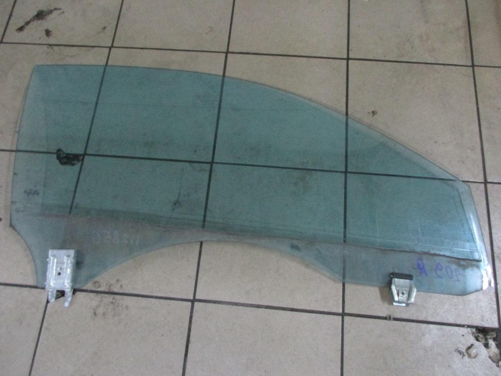 Стекло переднее правое MERCEDES-BENZ CLK-класс C209/A209 (2002—2005)