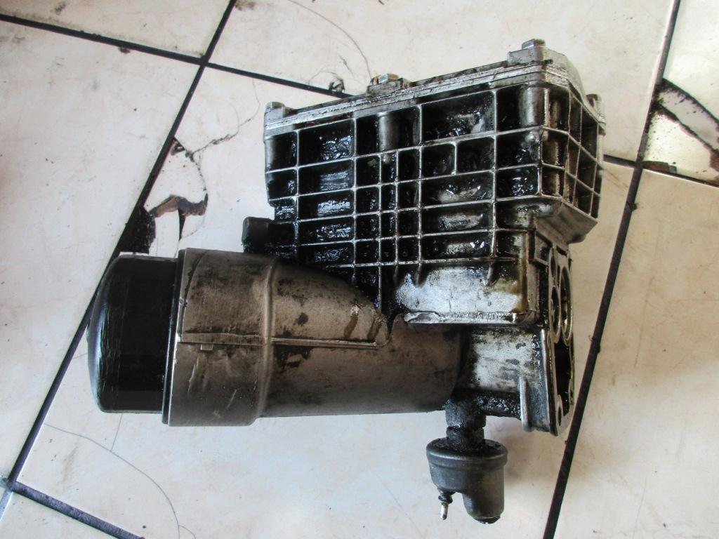 Корпус маслянного фильтра MERCEDES-BENZ E-класс W124/S124/C124/A124 (1984—1997)