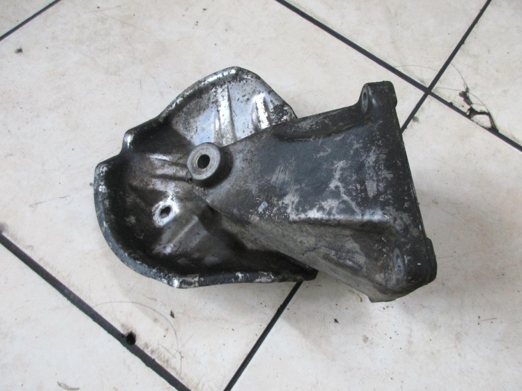 Лапа правая MERCEDES-BENZ E-класс W210/S210 (1995—1999)