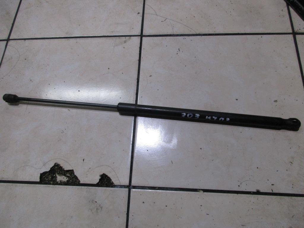 Амортизатор крышки багажника MERCEDES-BENZ C-класс W203/S203/CL203 (2000—2004)