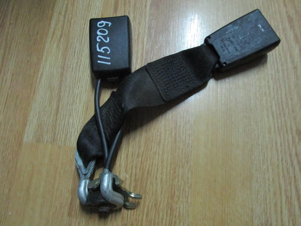 Замок ремня безопасности MERCEDES-BENZ E-класс W210/S210 (1995—1999)